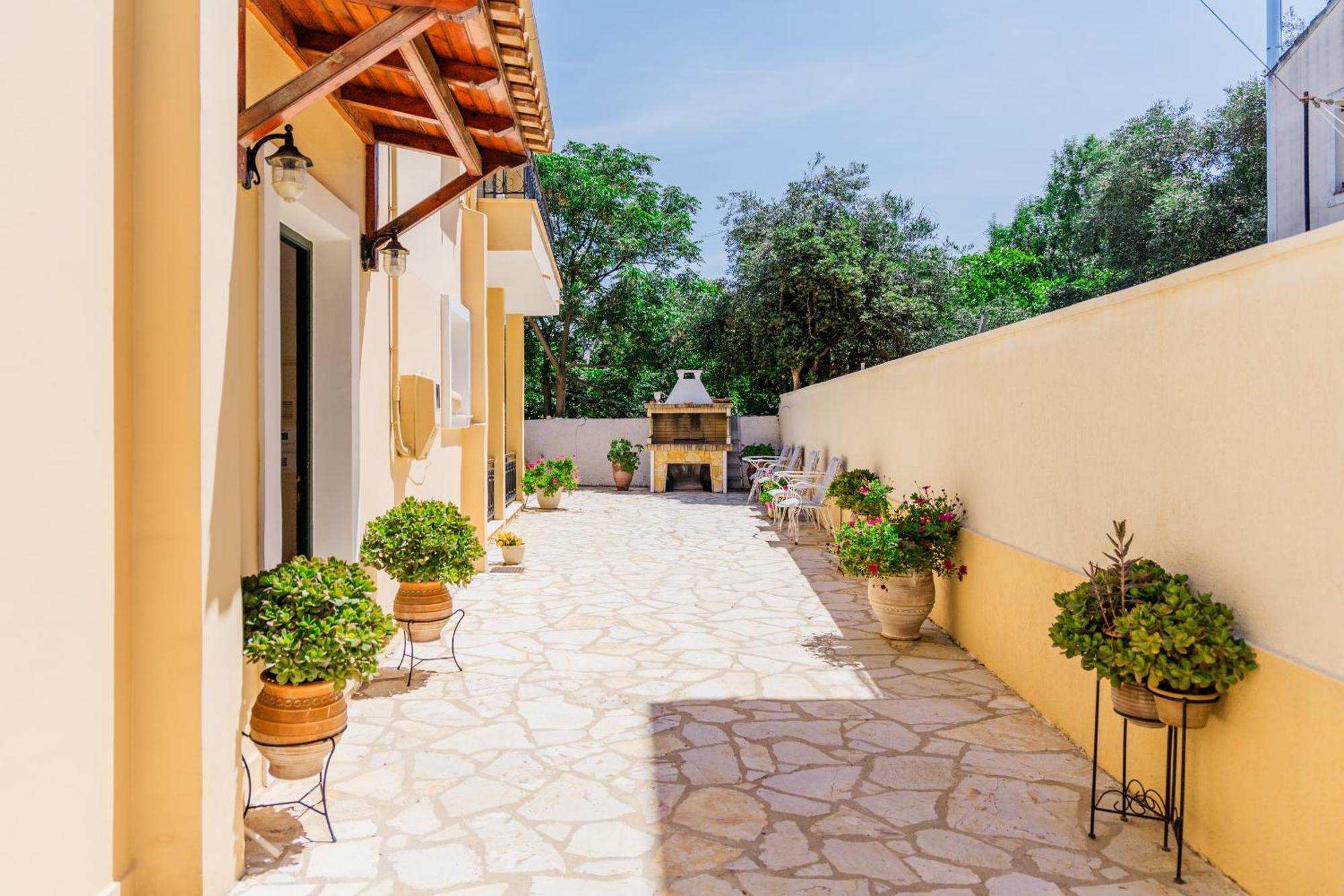 Nikos Cassiopeia Apartment Касиопи Екстериор снимка